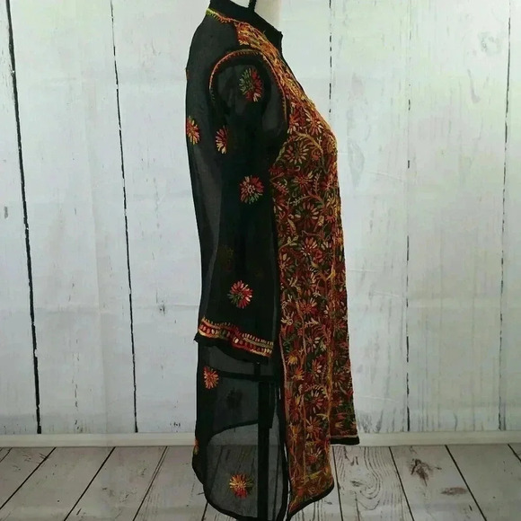 Vintage Boho Floral Embroidered Tunic Cover Up - Picture 4 of 7